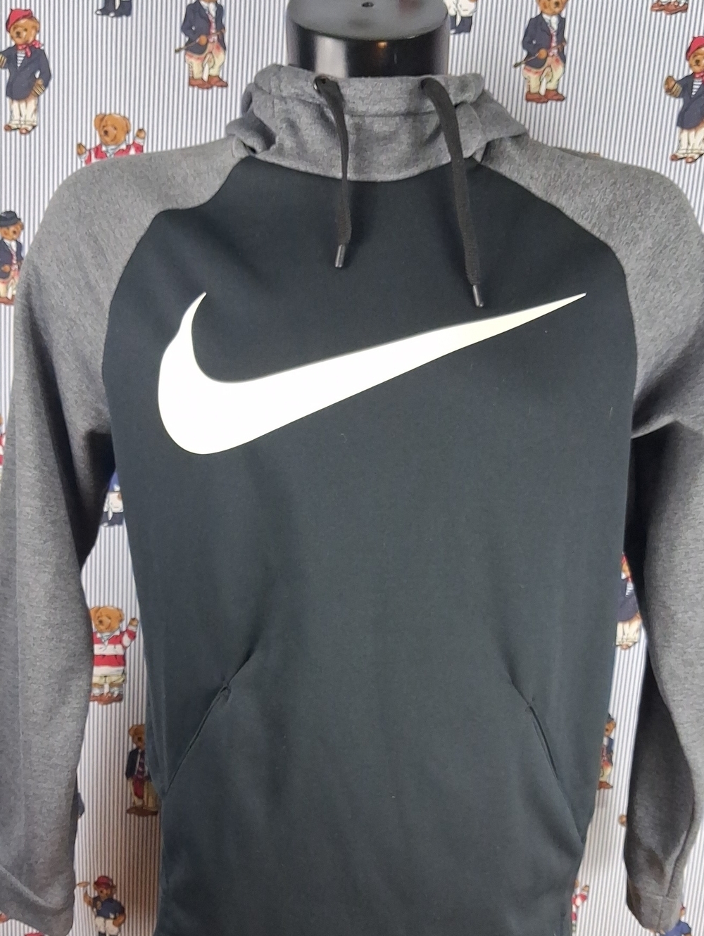 Men's Nike Big Center Swoosh Logo Black & Grey Dri-fit Fitted Casual Med Hoodie